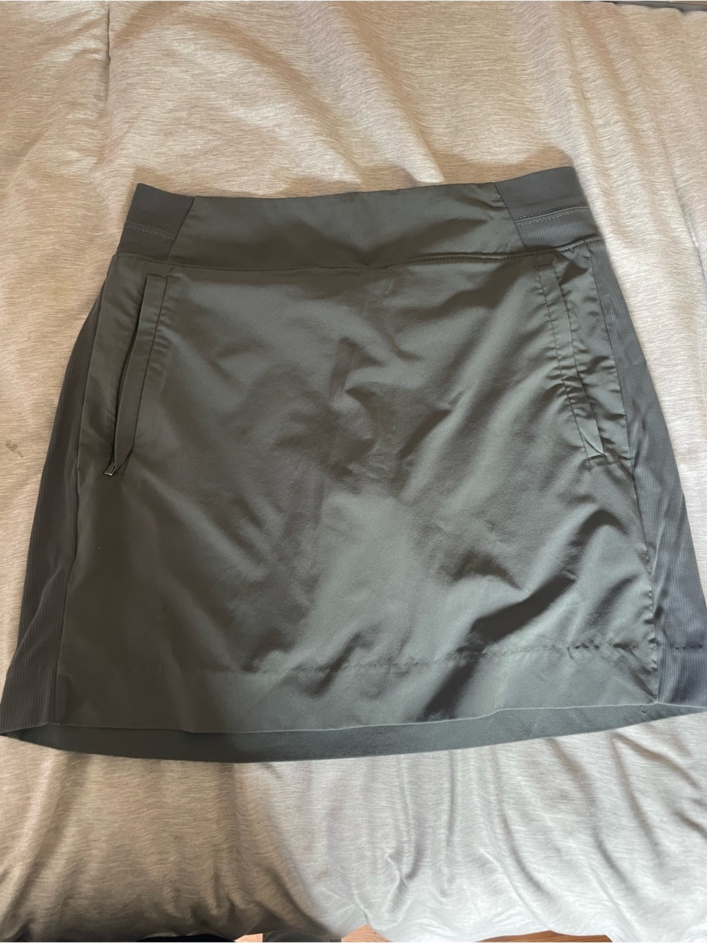 Athleta Grey Skort